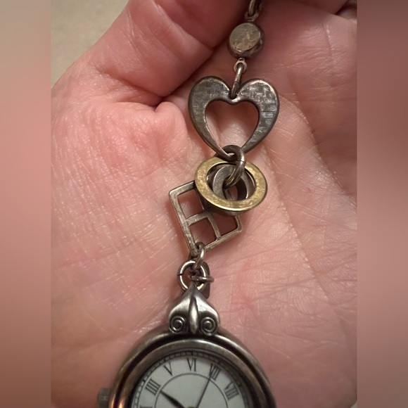 ✨❤️Hearts Abound!❤️✨ Awesome watch from Fireworks with tons of shapes & textures - Picture 5 of 9